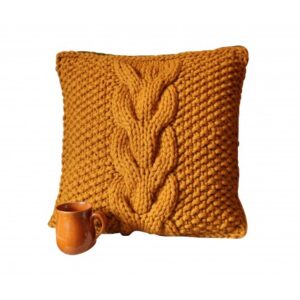 Lariyo Twisted Orange Cushion Cover